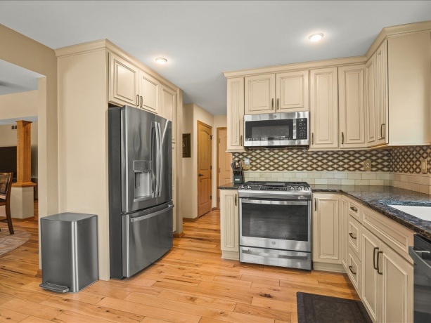 5980 HERITAGE, LOVES PARK, Illinois 61111, 2 Bedrooms Bedrooms, ,3 BathroomsBathrooms,Condominium,For Sale,HERITAGE,202603538