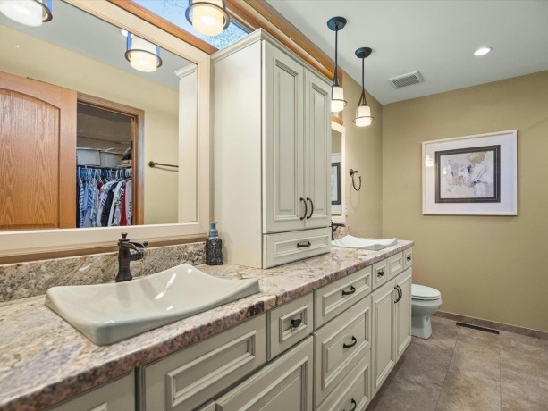 5980 HERITAGE, LOVES PARK, Illinois 61111, 2 Bedrooms Bedrooms, ,3 BathroomsBathrooms,Condominium,For Sale,HERITAGE,202603538
