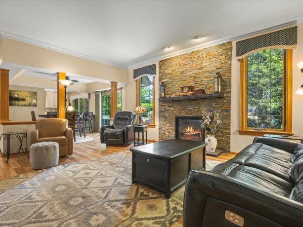 5980 HERITAGE, LOVES PARK, Illinois 61111, 2 Bedrooms Bedrooms, ,3 BathroomsBathrooms,Condominium,For Sale,HERITAGE,202603538