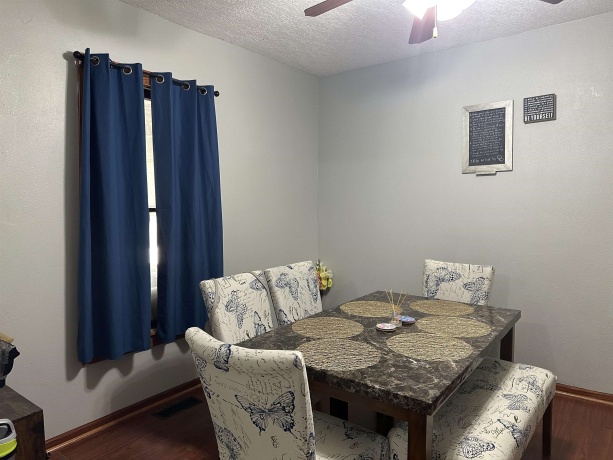 14 HILL, SAVANNA, Illinois 61074, 3 Bedrooms Bedrooms, ,2 BathroomsBathrooms,House,For Sale,HILL,202603540