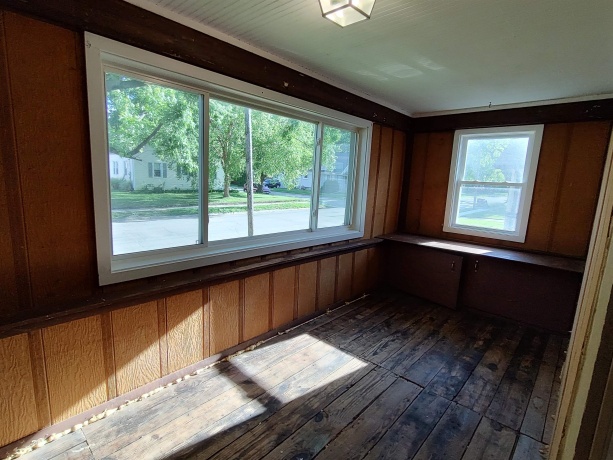 604 Frances, LOVES PARK, Illinois 61111, 3 Bedrooms Bedrooms, ,2 BathroomsBathrooms,House,For Sale,Frances,202603543