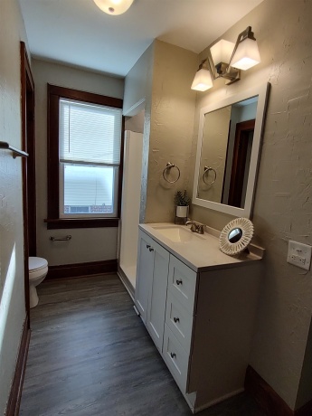 604 Frances, LOVES PARK, Illinois 61111, 3 Bedrooms Bedrooms, ,2 BathroomsBathrooms,House,For Sale,Frances,202603543