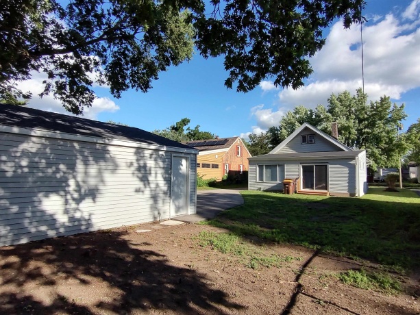 604 Frances, LOVES PARK, Illinois 61111, 3 Bedrooms Bedrooms, ,2 BathroomsBathrooms,House,For Sale,Frances,202603543