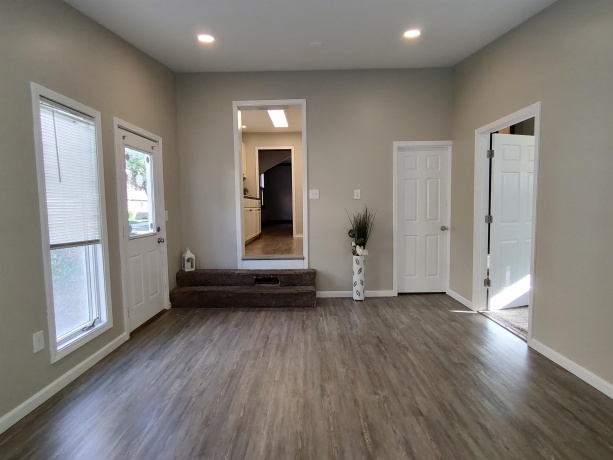 604 Frances, LOVES PARK, Illinois 61111, 3 Bedrooms Bedrooms, ,2 BathroomsBathrooms,House,For Sale,Frances,202603543