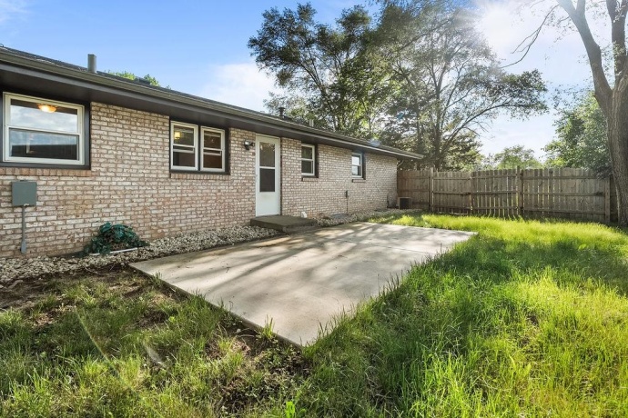 5008 CAROL, ROCKFORD, Illinois 61108, 3 Bedrooms Bedrooms, ,2 BathroomsBathrooms,House,For Sale,CAROL,202603544
