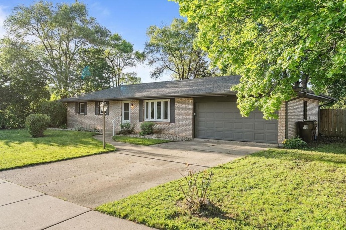 5008 CAROL, ROCKFORD, Illinois 61108, 3 Bedrooms Bedrooms, ,2 BathroomsBathrooms,House,For Sale,CAROL,202603544