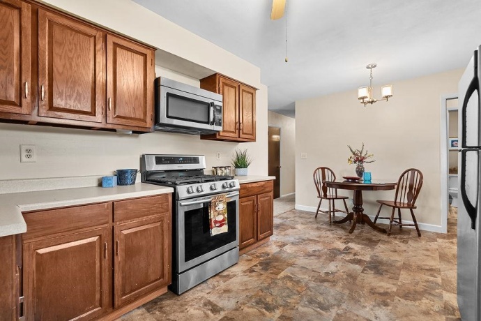 5008 CAROL, ROCKFORD, Illinois 61108, 3 Bedrooms Bedrooms, ,2 BathroomsBathrooms,House,For Sale,CAROL,202603544