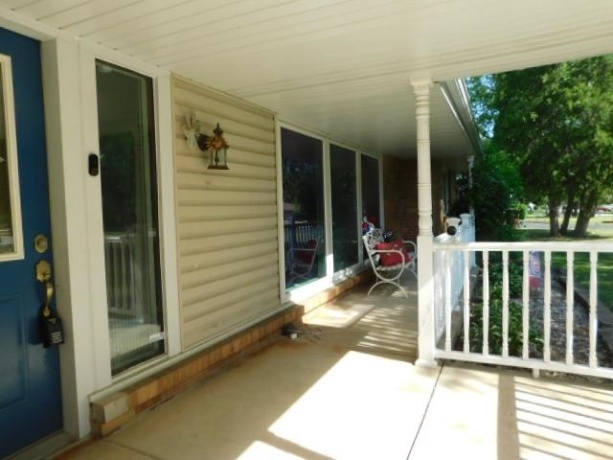 2829 Woodside, ROCKFORD, Illinois 61109, 3 Bedrooms Bedrooms, ,2 BathroomsBathrooms,House,For Sale,Woodside,202603545