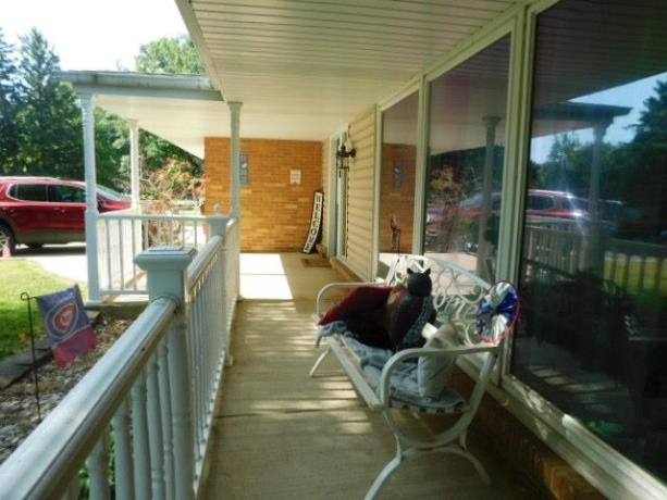 2829 Woodside, ROCKFORD, Illinois 61109, 3 Bedrooms Bedrooms, ,2 BathroomsBathrooms,House,For Sale,Woodside,202603545