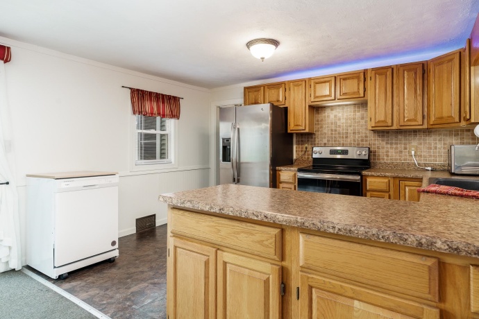 8321 Blomberg, CHERRY VALLEY, Illinois 61016, 3 Bedrooms Bedrooms, ,2 BathroomsBathrooms,House,For Sale,Blomberg,202603559