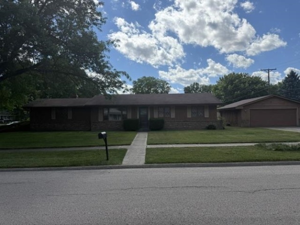 1007 Fieldcrest, ROCKFORD, Illinois 61108, 3 Bedrooms Bedrooms, ,1 BathroomBathrooms,House,For Sale,Fieldcrest,202603561