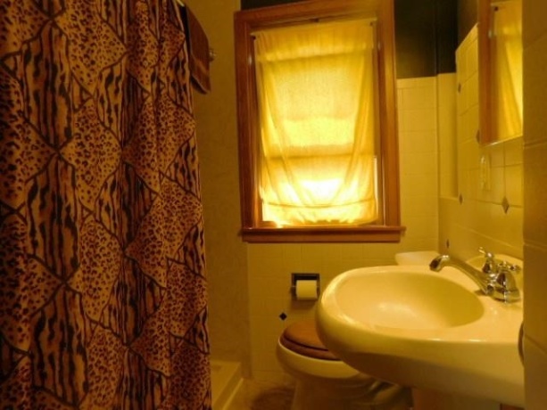 1421 Parkview, ROCKFORD, Illinois 61107, 3 Bedrooms Bedrooms, ,1 BathroomBathrooms,House,For Sale,Parkview,202603562