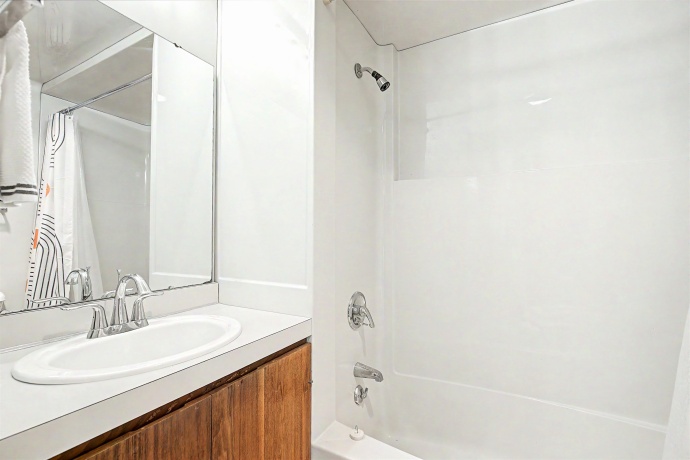 3 Lost Ridge, GALENA, Illinois 61036, 2 Bedrooms Bedrooms, ,2 BathroomsBathrooms,House,For Sale,Lost Ridge,202603563