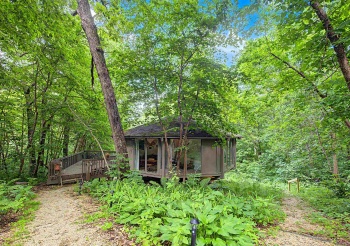 3 Lost Ridge, GALENA, Illinois 61036, 2 Bedrooms Bedrooms, ,2 BathroomsBathrooms,House,For Sale,Lost Ridge,202603563