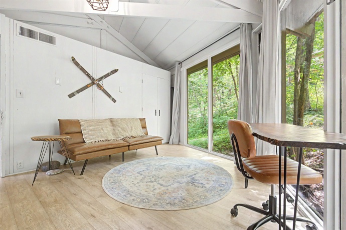 3 Lost Ridge, GALENA, Illinois 61036, 2 Bedrooms Bedrooms, ,2 BathroomsBathrooms,House,For Sale,Lost Ridge,202603563