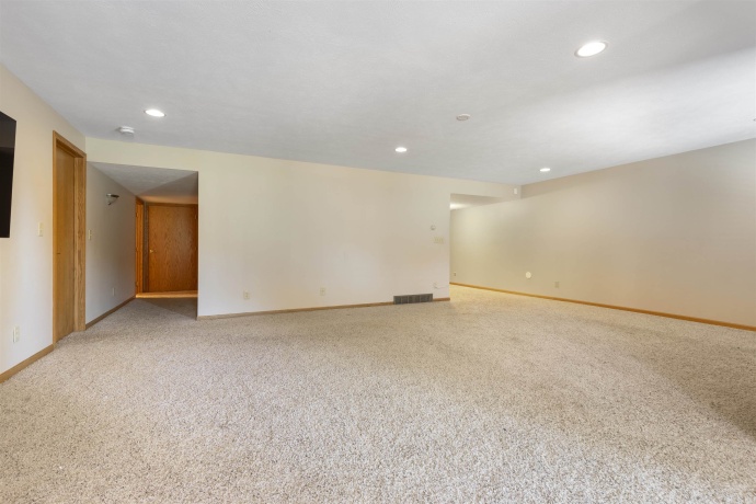 1512 Boulder Creek, ROCKFORD, Illinois 61108, 3 Bedrooms Bedrooms, ,2 BathroomsBathrooms,Condominium,For Sale,Boulder Creek,202603564