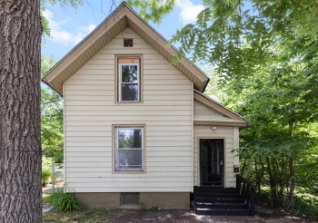 1029 Woodlawn, ROCKFORD, Illinois 61103, 3 Bedrooms Bedrooms, ,1 BathroomBathrooms,House,For Sale,Woodlawn,202603565