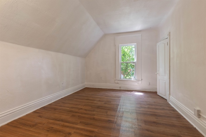 1029 Woodlawn, ROCKFORD, Illinois 61103, 3 Bedrooms Bedrooms, ,1 BathroomBathrooms,House,For Sale,Woodlawn,202603565