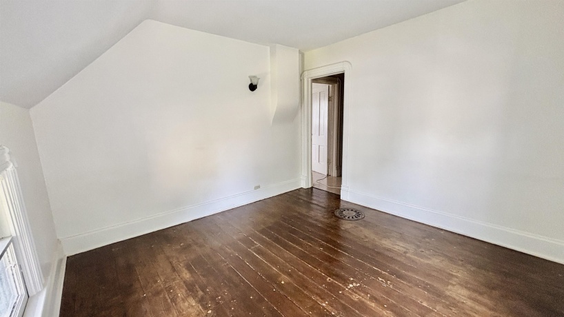 1114 Garfield, BELVIDERE, Illinois 61008, 4 Bedrooms Bedrooms, ,1 BathroomBathrooms,House,For Sale,Garfield,202603566