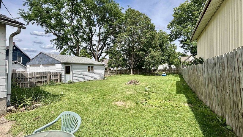 1114 Garfield, BELVIDERE, Illinois 61008, 4 Bedrooms Bedrooms, ,1 BathroomBathrooms,House,For Sale,Garfield,202603566