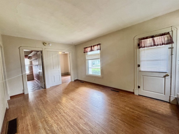 1114 Garfield, BELVIDERE, Illinois 61008, 4 Bedrooms Bedrooms, ,1 BathroomBathrooms,House,For Sale,Garfield,202603566