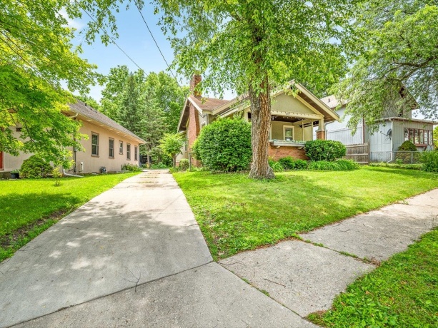 238 Guard, ROCKFORD, Illinois 61103, 2 Bedrooms Bedrooms, ,1 BathroomBathrooms,House,For Sale,Guard,202603567
