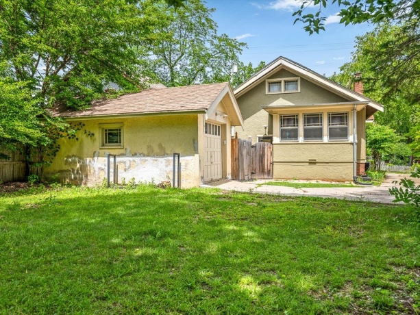 238 Guard, ROCKFORD, Illinois 61103, 2 Bedrooms Bedrooms, ,1 BathroomBathrooms,House,For Sale,Guard,202603567