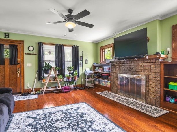 238 Guard, ROCKFORD, Illinois 61103, 2 Bedrooms Bedrooms, ,1 BathroomBathrooms,House,For Sale,Guard,202603567