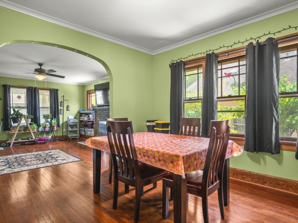 238 Guard, ROCKFORD, Illinois 61103, 2 Bedrooms Bedrooms, ,1 BathroomBathrooms,House,For Sale,Guard,202603567
