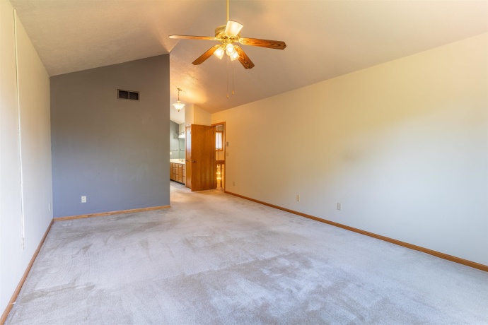 6320 Old Hunters, ROCKFORD, Illinois 61114, 3 Bedrooms Bedrooms, ,3 BathroomsBathrooms,Condominium,For Sale,Old Hunters,202603366