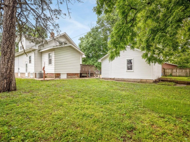 254 River, LOVES PARK, Illinois 61111, 3 Bedrooms Bedrooms, ,2 BathroomsBathrooms,House,For Sale,River,202603299