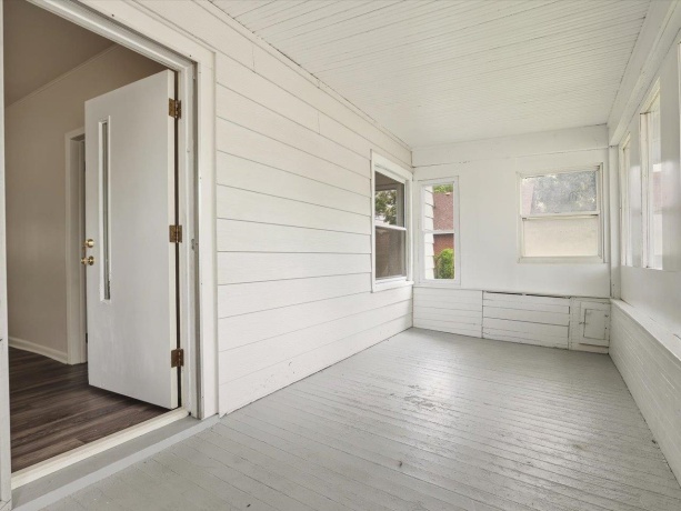254 River, LOVES PARK, Illinois 61111, 3 Bedrooms Bedrooms, ,2 BathroomsBathrooms,House,For Sale,River,202603299