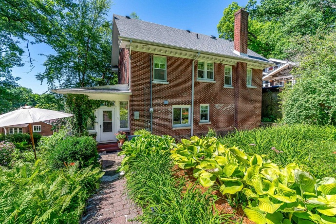 18 CHARLES, SAVANNA, Illinois 61074, 3 Bedrooms Bedrooms, ,1 BathroomBathrooms,House,For Sale,CHARLES,202603570