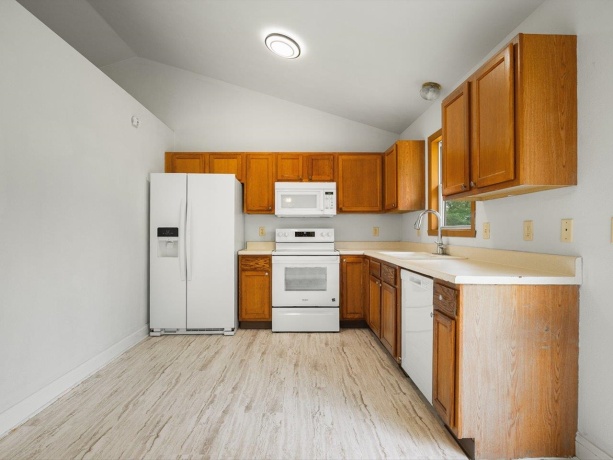 4192 Linden, ROCKFORD, Illinois 61109, 4 Bedrooms Bedrooms, ,2 BathroomsBathrooms,House,For Sale,Linden,202603572