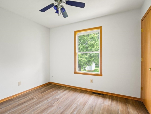 4192 Linden, ROCKFORD, Illinois 61109, 4 Bedrooms Bedrooms, ,2 BathroomsBathrooms,House,For Sale,Linden,202603572