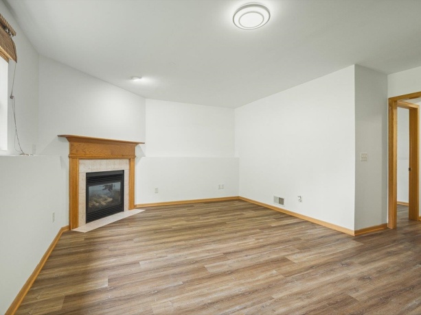 4192 Linden, ROCKFORD, Illinois 61109, 4 Bedrooms Bedrooms, ,2 BathroomsBathrooms,House,For Sale,Linden,202603572