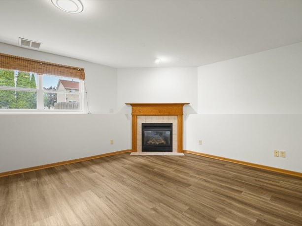 4192 Linden, ROCKFORD, Illinois 61109, 4 Bedrooms Bedrooms, ,2 BathroomsBathrooms,House,For Sale,Linden,202603572