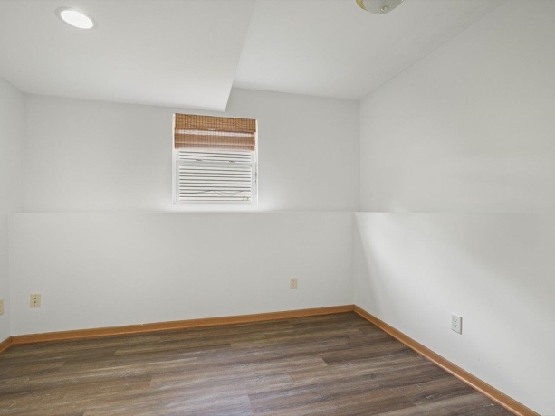 4192 Linden, ROCKFORD, Illinois 61109, 4 Bedrooms Bedrooms, ,2 BathroomsBathrooms,House,For Sale,Linden,202603572