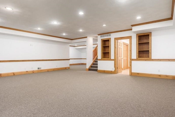 2716 Spring Creek, ROCKFORD, Illinois 61107, 5 Bedrooms Bedrooms, ,5 BathroomsBathrooms,House,For Sale,Spring Creek,202403536