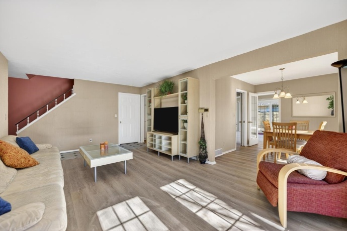 4621 HIGH POINT DR #6, ROCKFORD, Illinois 61114, 3 Bedrooms Bedrooms, ,2 BathroomsBathrooms,Condominium,For Sale,HIGH POINT DR #6,202601044