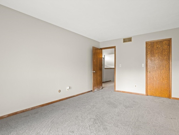 4685 High point #22, ROCKFORD, Illinois 61114, 2 Bedrooms Bedrooms, ,1 BathroomBathrooms,Condominium,For Sale,High point #22,202603578