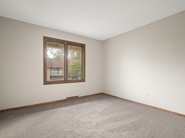 4685 High point #22, ROCKFORD, Illinois 61114, 2 Bedrooms Bedrooms, ,1 BathroomBathrooms,Condominium,For Sale,High point #22,202603578