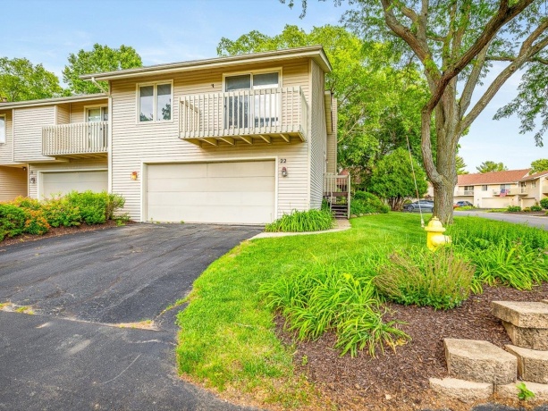 4685 High point #22, ROCKFORD, Illinois 61114, 2 Bedrooms Bedrooms, ,1 BathroomBathrooms,Condominium,For Sale,High point #22,202603578