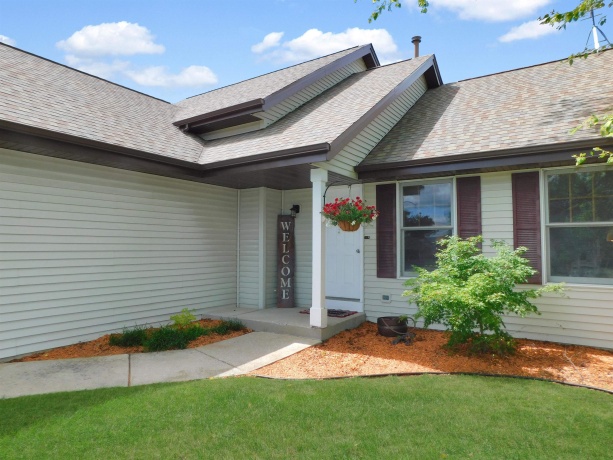 1633 Wildwind, ROCKTON, Illinois 61072, 4 Bedrooms Bedrooms, ,3 BathroomsBathrooms,House,For Sale,Wildwind,202603581