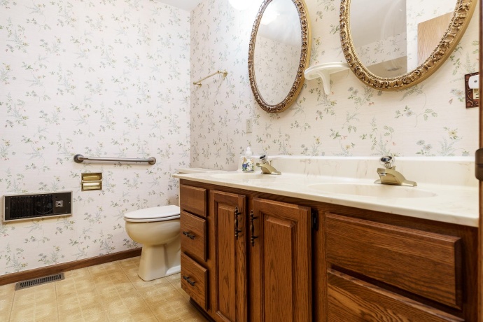 11687 Tranary, ROSCOE, Illinois 61073, 3 Bedrooms Bedrooms, ,2 BathroomsBathrooms,House,For Sale,Tranary,202603584