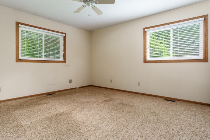 11687 Tranary, ROSCOE, Illinois 61073, 3 Bedrooms Bedrooms, ,2 BathroomsBathrooms,House,For Sale,Tranary,202603584