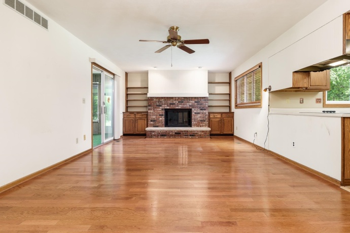 11687 Tranary, ROSCOE, Illinois 61073, 3 Bedrooms Bedrooms, ,2 BathroomsBathrooms,House,For Sale,Tranary,202603584