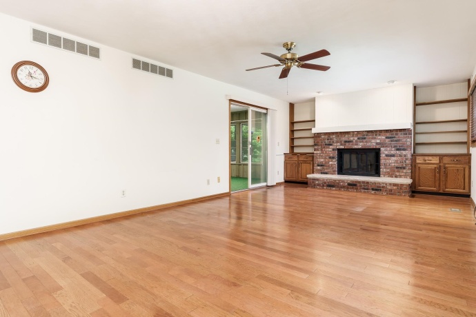 11687 Tranary, ROSCOE, Illinois 61073, 3 Bedrooms Bedrooms, ,2 BathroomsBathrooms,House,For Sale,Tranary,202603584
