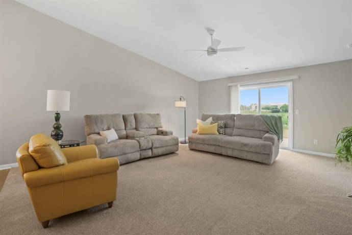 4479 Squaw Valley, LOVES PARK, Illinois 61111, 2 Bedrooms Bedrooms, ,2 BathroomsBathrooms,Condominium,For Sale,Squaw Valley,202603583