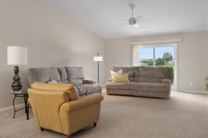 4479 Squaw Valley, LOVES PARK, Illinois 61111, 2 Bedrooms Bedrooms, ,2 BathroomsBathrooms,Condominium,For Sale,Squaw Valley,202603583